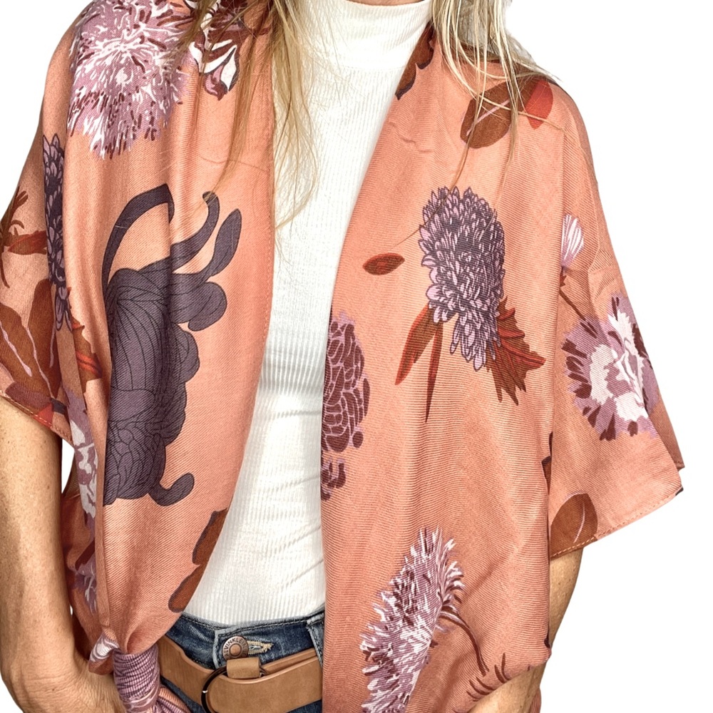 One size fits all floral kimono